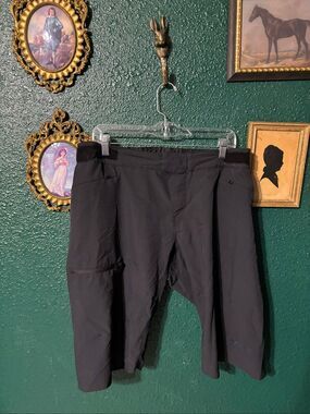 Leatt Cape Town 1.0 MTB Cycling Shorts Mens XL Gray Black Trail Bike Waterproof